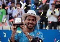 Víctor Estrella, el más veterano en ganar torneo Open