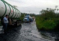 Emergencia ambiental en Colombia: Terroristas FARC derraman 200.000 galones petróleo