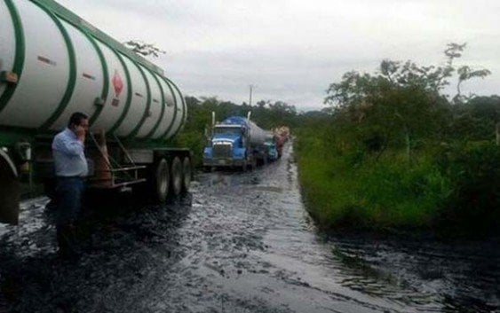 Emergencia ambiental en Colombia: Terroristas FARC derraman 200.000 galones petróleo