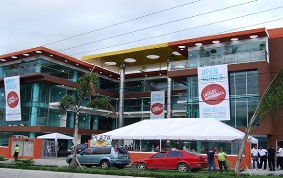 Inauguran Plaza Thesalia Bussines Center