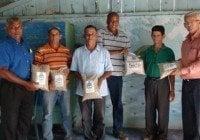 Gobierno entregó semillas café certificadas productores afectados roya