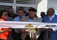 Robinson Canó inaugura primera escuela a través de su fundación