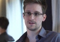 Edward Snowden apoya Apple en disputa con FBI