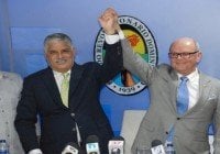 Senador Félix Vásquez «formaliza» su salida del PRSC; se va al PRD