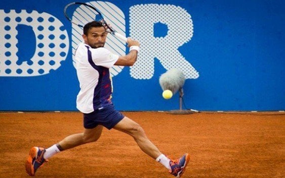 Víctor Estrella gana por segunda ocasión consecutiva el ATP 250 de Quito
