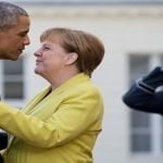 Obama en Alemania elogia a Merkel por papel con refugiados