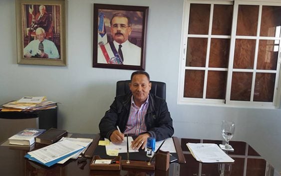 Piden a Danilo Medina designar a Dalmiro Peña gobernador