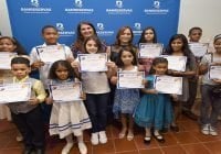 Banreservas premia niños ganadores del Concurso Navideño de Pintura