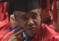 Abuchean y gritan “ladronazo” a Félix Bautista en graduación; Vídeo