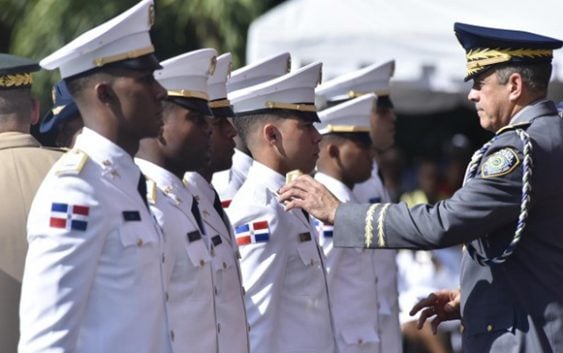 Escuela de Cadetes de la Policía Nacional realiza XXXIX graduación