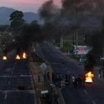 México: Por gasolinazo, Policía muerto, caos, protestas, saqueos, detenidos; Vídeo
