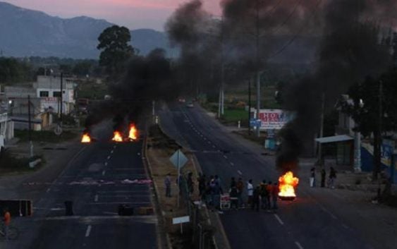 México: Por gasolinazo, Policía muerto, caos, protestas, saqueos, detenidos; Vídeo