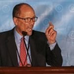 Partido Demócrata USA elige presidente a Tom Pérez, de origen dominicano