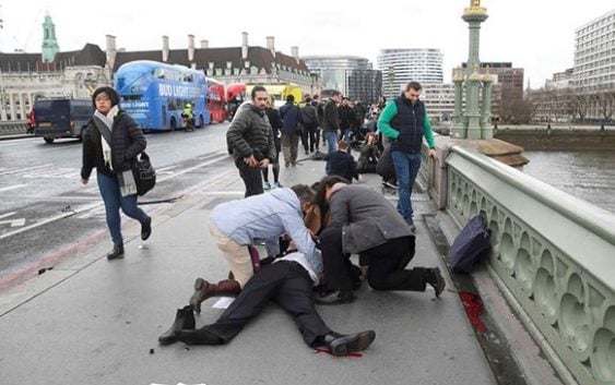Atentado terrorista en Londres: cuatro muertos y veinte heridos; Vídeos