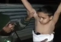 Niño de 7 años con explosivos a asesinar soldados; Abuelo siente vergüenza; Vídeos