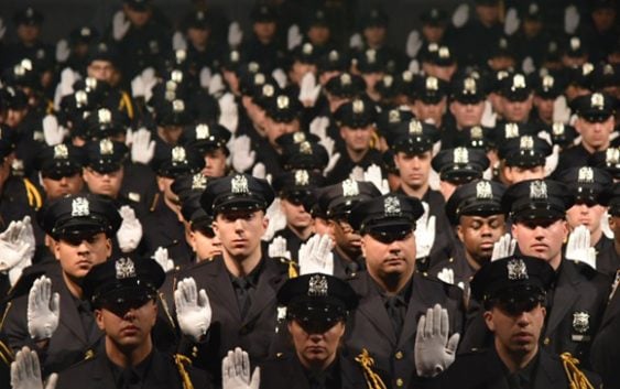 27 dominicanos en graduación oficiales Departamento Policía de Nueva York