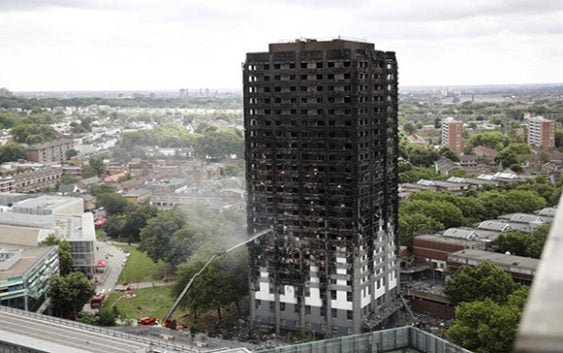 79 victimas por incendio en torre Grenfell de Londres