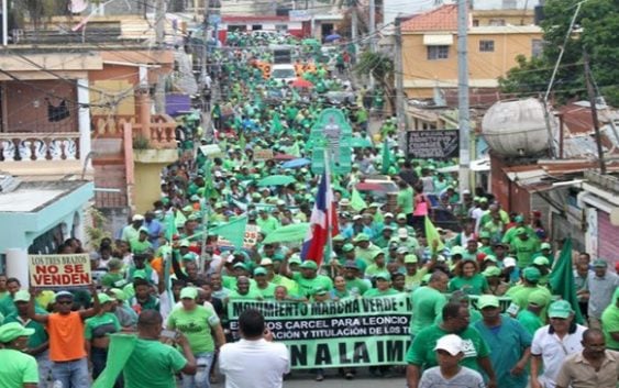 Miles participan Marcha Verde Los Tres Brazos contra corrupción y Fin de la Impunidad