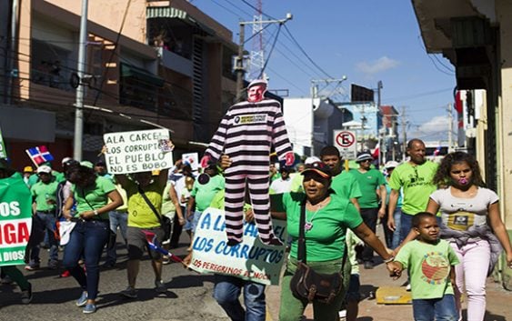 Odebrecht: Bloomberg, caída imperio de la corrupción amenaza Punta Catalina y presidencia Danilo