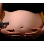 Consecuencia de legalizar los asesinatos (abortos): Se llevaron dos con el mismo tiro