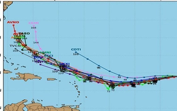 Centro Nacional de Huracanes y Onamet emiten alertas sobre huracán Irma