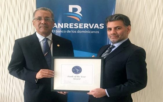 BanReservas: Recibe premio Banco del Año en la RD y en El Caribe de revista LatinFinance