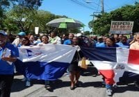 Profesores de Barahona marchan por demandas y oposición a ternas