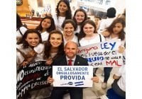 CitizenGO encabeza concentración ProVida en el Congreso de El Salvador