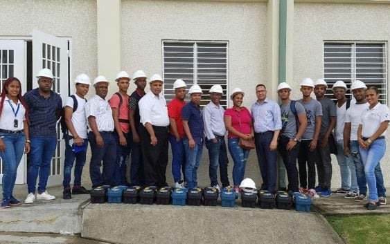 Edesur realiza plan de formación “Electricistas Comunitarios”