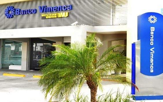 Policías rastrean zonas del Cibao en busca asaltantes se llevaron 11 MM del Banco Vimenca