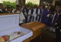 Obispo Fabio Mamerto Rivas Santos recibe Cristiana sepultura