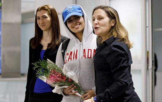 Canadá recibe como refugiada a Rahaf Mohammed Alqunun, Joven saudí que huyó por abuso
