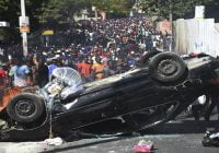 Se eleva a nueve muertos en Haití tras violentas protestas; Dominicana mantiene embajada cerrada