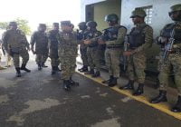 En visita a la frontera Ministro de Defensa llama a soldados mantenerse alerta