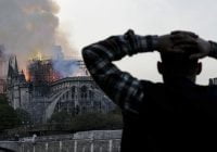 Franceses bajo shock por incendio afectó la catedral de Notre Dame; Vídeo