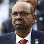 Ejército y Policía de Sudán asesina más de 60 en protesta por la dimisión del presidente