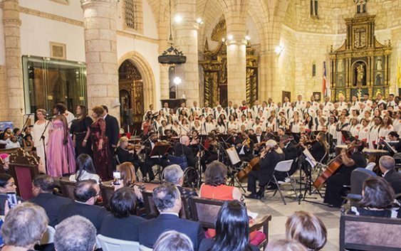 Tradicional concierto navideño de la Catedral contará con la participación del tenor Juan Cuevas (Entrada gratis)