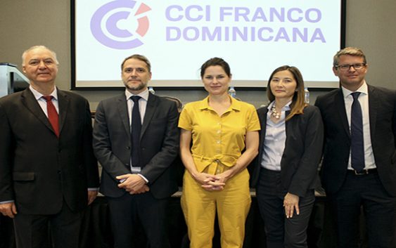 CCI Franco Dominicana realizó exitoso coloquio sobre Cumplimiento en las Empresas