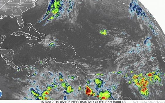 Onamet: Sistema frontal sobre cuba y vaguada sobre Haití continuarán provocando aguaceros moderados a fuertes