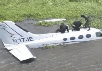 Avión Cessna 401 N17JE fugado de RD hizo plan «mantenimiento» y dijo adiós hacia lago de Maracaibo, Venezuela; Vídeo