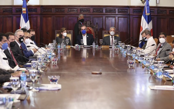 Presidente Abinader trató lineamientos de presupuestos plurianuales en Consejo de Ministros