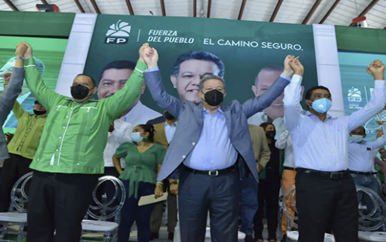 PLD rumbo al zafacón: Leonel juramenta en FP a Carlos Guzmán, Jesús Féliz y más de 1,500 dirigentes SND