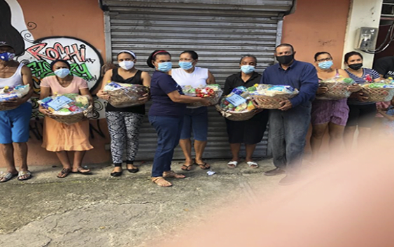 Fundación Villa María-Mejoramiento Social entrega canastas navideñas