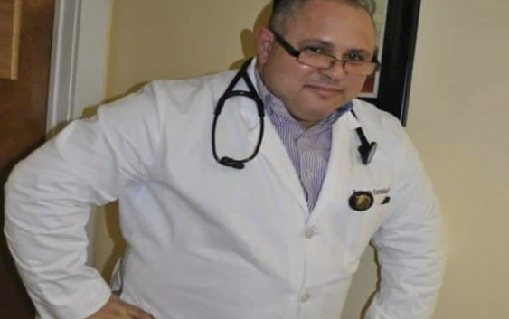 Coronavirus (Covid-19): Muere en EE.UU. destacado médico puertoplateño Roberto Estrada