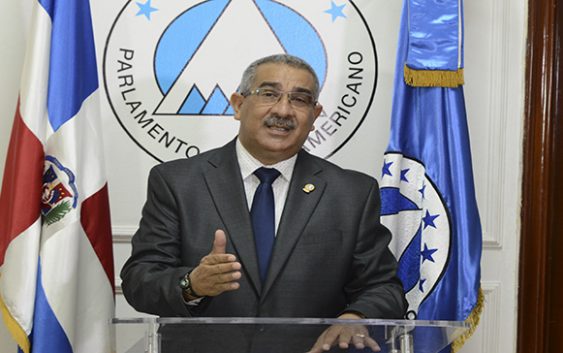 Diputado dominicano Carlos Sánchez escogido presidente comisión de salud y seguridad social del Parlacen