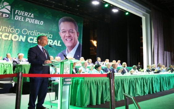 Leonel encabeza Reunión Dirección Central de FP; Asistió el 87 % de la membresía