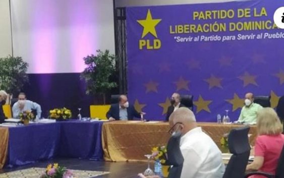 PLD se quejará ante turistas vienen a Cumbre Iberoamericana de que PGR le quiere quitar todo lo robado; Vídeos