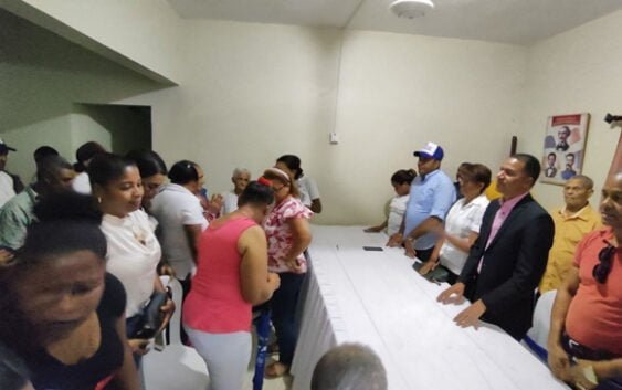 Alcalde de Santiago de la Cruz, Dajabón Walfry Labour anuncia apoyo «Proyecto Salvador Holguín Senador»; Vídeo