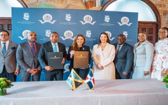 Alcaldía del Distrito Nacional firmó acuerdo de hermandad y cooperación con la ciudad de Kingston, Jamaica
