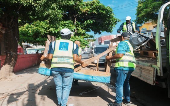 Alcaldía del Distrito Nacional intervino Villa Consuelo recuperando espacios públicos ocupados por negocios